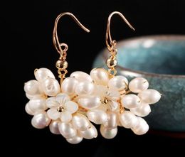 High quality stud charm finish pink alloy pearl flower petal Earringss suitable for women039s Earrings Fashion Jewelry14271692088654