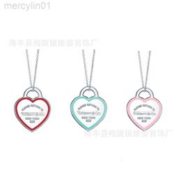 Designer Jewelry Tiffanyjewelry a Niche Thouse 925 Sterling Silver Dropper Enamel Heartshaped Necklace with a Small and Fresh Heart and a Minimalist Collarbone Cha