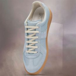 Designer sneaker run Replicate tennis shoe loafer maisons basketball 2024 newest Outdoor Casual shoes Leather Women fashion Men margiela oam runner d2