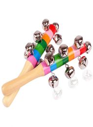 200pcs 18cm Party Favour Rattles Jingle Bells Wooden Stick style Rainbow Hand Shake Sound Bell Baby Educational Toy Children Gift2090885