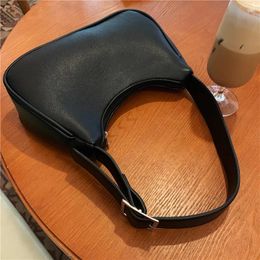 Shoulder Bags Women Vintage Baguette UU Bag PU Leather Ladys Fashion Subaxillary 2024 Quality Travel Armpit