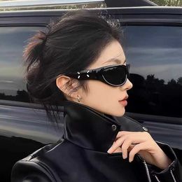 Korean version of cycling sunglasses for men and women trendy street photography futuristic technology punk style glasses cool spicy girl