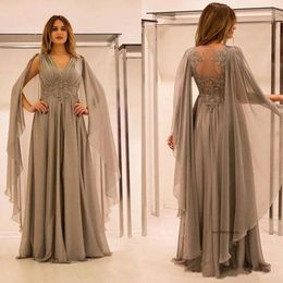 2021 Elegant Long Gray Mother of the Bride Dress Shawl Sleeves Appliques Chiffon Floor Length Women Formal Gowns Custom Size 0509