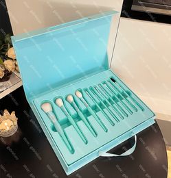 Designer Blue Makeup Brush Letter Logo Makeup Brush Makeup Tool 11 PCS with storage box Gift Box Girl Valentine's Day Birthday Gift Beauty brush