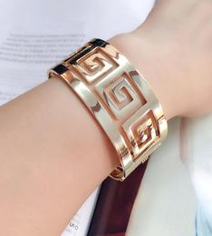 Women Fashion Accessories Elegant Geometric Hollow Bangle Wide Metal Cuff Wristband Bracelet 18K Gold Plated Wedding Jewelry Party9874698