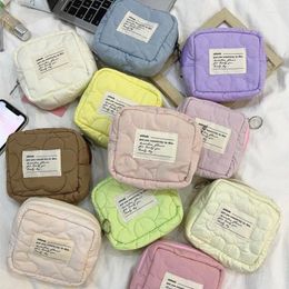 Cosmetic Bags Cute Mini Bag Korean Quilted Makeup Pouch Women Portable Wash Candy Colour Lipstick Storage Pink