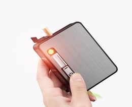 2 in 1 cigarette Case with integrated electronic lighter chargeable through USB cable either by power bank or wall socket8308658