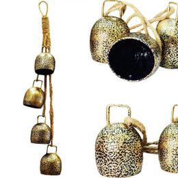 Decorative Figurines Versatile Christmas Bells Vintage Metal Bell Pendant For Festive Home Decor Durable Rustic Xmas Tree