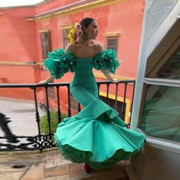 Party Dresses Green Off The Shoulder Mermaid Evening Gowns Saudi Arabia Short Sleeve Tiered Trumpet Prom Dubai Formal Dress