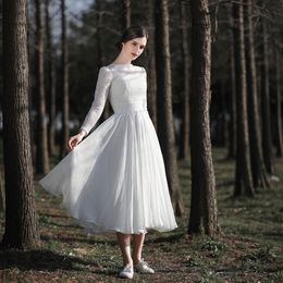 Vintage Tea-Length Short Wedding Dresses 2020 Lace Chiffon Bridal Gowns Long Sleeve O-neck Low Back Informal Beach robe mariage Custom 233z