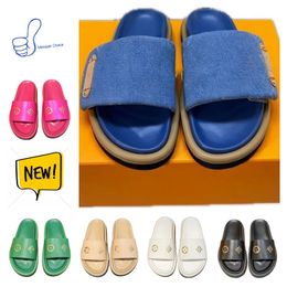 2024 high quality summer Slippers luxury Designer sunny beach sandal Pillow Pool slides vintage shoe mens womens fashion soft flat shoes couples gift Mule