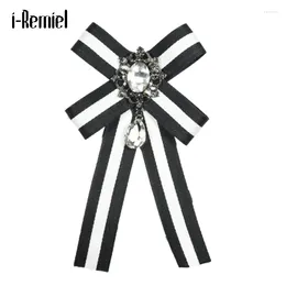 Brooches Fashion Cloth For Women Stripe Fabric Bow Tie Shirt Collar Pin Crystal Rhinestone Bowknot Bowtie Clothing Accessories