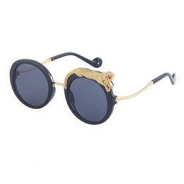 Sunglasses Round Sunglasses Women Luxury Brand Designer Zircon Sun Glasses UV400 Eyeglasses Personality Eyewear Crystal Leopard Shades 236J