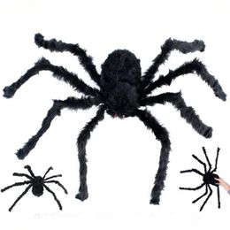 Props Spider Decorations Realistic Giant Fake Scary Hairy Spiders for Halloween Indoor, Outdoor and Yard Creepy Decor 6 Size s