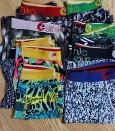 Colour Random Mens Design Underwear Boxer Shorts Mens Hot Male Underwear Men Boxer Underpants Comfortable Breathable Cuecas Boxer5830433