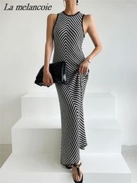 Casual Dresses Sleeveless Knit Maxi Dress Women Summer 2024 Fashion Striped Contrasting Splicing Slim Long Retro Elegant Chic