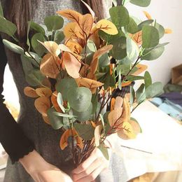 Decorative Flowers 1PC Artificial Eucalyptus Leaves 6 Branches Fake Plants Greenery Stems For Home Garden Office Dining Table Wedding Decor