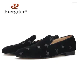 Casual Shoes Piergitar Handmade Stars Printing Velvet Men's Loafers For Banquet And Party Plus Size Men Smoking Slippers Leather Insole