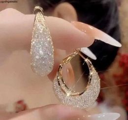 Stud New Fashion Trend Design Elegant Exquisite Light Luxury Mesh Earrings Female Jewelry Party Premium Gift Wholesale R231124 6LH2