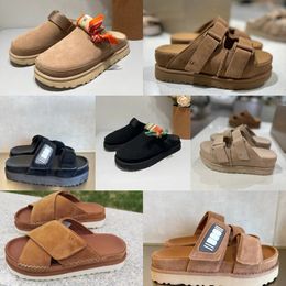 2024 New Designer Flax brown Sandals Outdoor Sand beach Rubber Slipper Fashion Casual Heavy-bottomed buckle Sandal leather sports sandals