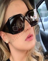 Square Sunglasses For Women White Silver Mirror Rivet Sun Glasses 2019 Luxury Oversize sunglasses Men Eyewear Female Vintage Wide 2698657