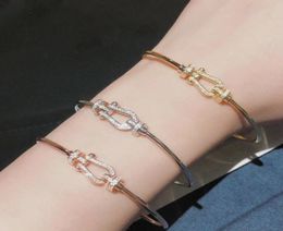 2020 new bracelet interlocking S925 sterling silver allcrystal house buckle charm bracelet women039s jewelry4243981