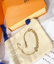 Designer Branded Bracelets Women Bangle Luxury 18K Gold Plated Designer Letter Stainless steel Wristband Cuff Chain Wedding Lovers2546728