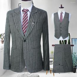 Men's Suits 2024 Arrival Slim Fit Grey Stripe Linen Business For Men Notched Lapel Groom Tuxedo Wedding 3 Piece Formal Male Fashion