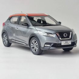 1 18 Scale Dongfeng Nissan Kicks alloy car model metal decoration childrens hobby toy gift series shows slight scratches 240506