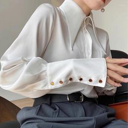 Women's Blouses Elegant Satin Silk Women Shirts Spring Autumn Vintage Turn Down Collar Female Blouse White Office Ladies Shirt Tops Blusas