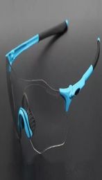 Whole glass Auto Lens Sports Cycling Discoloration Glasses Men MTB Road Bike Bicycle Eyewear Super light6650186