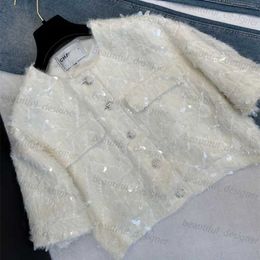 Designer Women's Jacket 2024 all'inizio della primavera nuove ragazze eleganti con ridotto industria pesante Bianco bianco maglietta