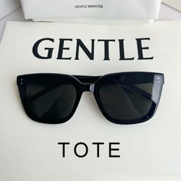 2024 New Gentle Monster Sunglasses Women Vintage GM Sunglass Men Brand Designer Sun Glasses TOTE