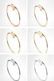 Classic Nail Bracelet mens Bracelets Diamonds designer Bangle luxury Jewellery women Titanium steel Alloy GoldPlated Craft Gold Sil5311721