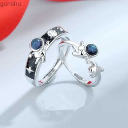 Couple Rings 2022 New Astronaut Couple Ring Fashion and Romantic Astronaut Metal Adjustable Lover Ring Jewelry Gift for Male and Female Students WX
