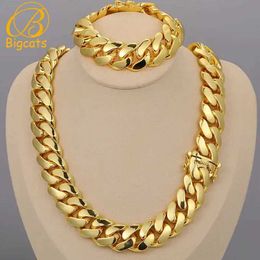 Chains Wholesale Hip Hop Jewellery 20mm Luxury 18K Real Gold Plated Custom Solid Cuban Miami Cuban Link Chain Necklace For Men d240509