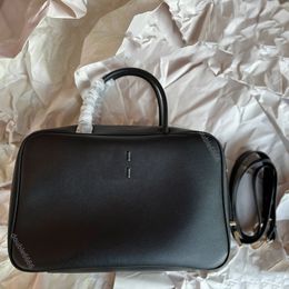 Luxury designer women briefcase, classic business bag, messenger bag, leather handbag, stylish crossbody bag, versatile shoulder bag, bowling bag, travel bag, outdoor bag