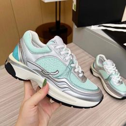 Womens sneaker basketball Shoe Designer fashion Casual Channel shoes lady top quality run walk shoe runner tennis hike girl black white Leather outdoor shoe