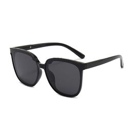 2022 best-selling Polarised Sunglasses Designer Mens Womens Letter Round Frameless brand designer Driving Sun Glass With box 258J