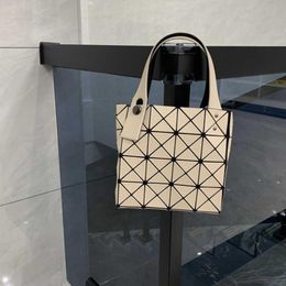10A Fashion 2024 Square Designer New Handbag Rhombic Mini Women's Small Box Bag Emimc