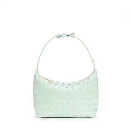 Womens Wallace Handheld Purse 2024 Shoulder Botteag Bag Single Women Event Bags Small Venetas New Straddle Woven Celebrity Style EEPV