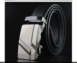 Fashion Womens Belt Männer Designer Leder schwarze braune Gürtel Frauen klassische lässige Cinturones de disero mit Geschenkbox