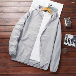 Men's Jackets Men Sun Protection Sunscreen Outwear Lightweight Windbreaker Jacket Hooded Breathable Coat Loose Zip Up Casual Mens