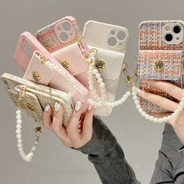 Cell Phone Cases Camellia Wallet Holder Fragrant Wind Weaving Pattern Pearl Chain Strap Phone Case For iPhone 15 14 13 12 11 Pro Max XS XR Gift J240509