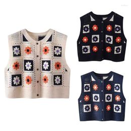 Women's Tanks Lovely Women Summer Waistcoats Sleeveless Button Down Crochet Embroidery Openwork Knit Cardigan Tops Female Outerwear