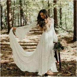 Chic elfenben spetsar boho klänning civil utträde landsklänningar djupa v hals poet ärmar sommarstrandbröllop för brud 0509