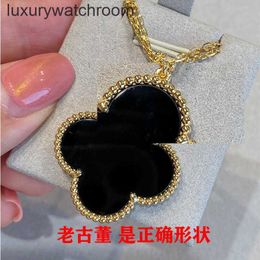 Vancleff High End Jewellery necklaces for womens V Gold Plated 18K Clover Necklace Large Sweater Chain Red Jade Marrow White Fritillaria Black Agate Laser Original 1:1