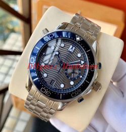 High quality VK quartz movement Wristwatches Two tone Grey dial Blue bezel Metal strap mens watches Chronograph Subdial work montr1043858