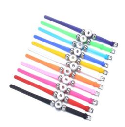 Jelly Glow Bracelets Jewelry 10PcsLot Candy Color Sile Bangles Fit 18Mm Snap Charms Vocheng Gingersnap Bracelet Women Kids Gift N7516123