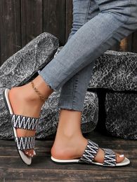 Casual Shoes 2024 Ethnic Style Beach Flat Sandals